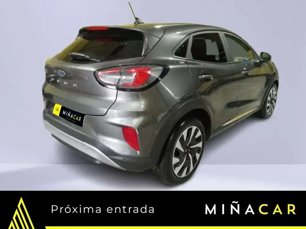 Usado Ford Puma Titanium 124 CV (91 kW) 2024 Gris SUV