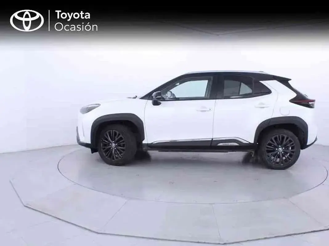 Usado Toyota Yaris Cross 116 CV (85 kW) 2021 Blanco SUV