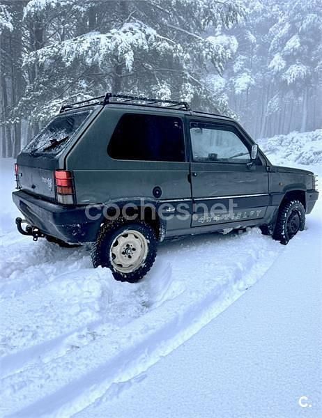 Usado Fiat Panda 4x4 50 CV (36 kW) 1992 Verde Utilitario