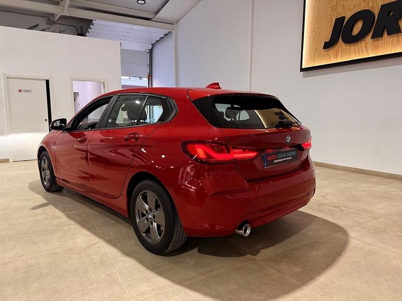 Usado BMW 116 116 CV (85 kW) 2020 Rojo Utilitario