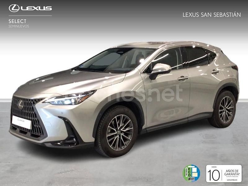 Gris / plata Usado 2025 Lexus NX450h+ Executive Line SUV | 55.400 € (Caro) - Imagen 1/4