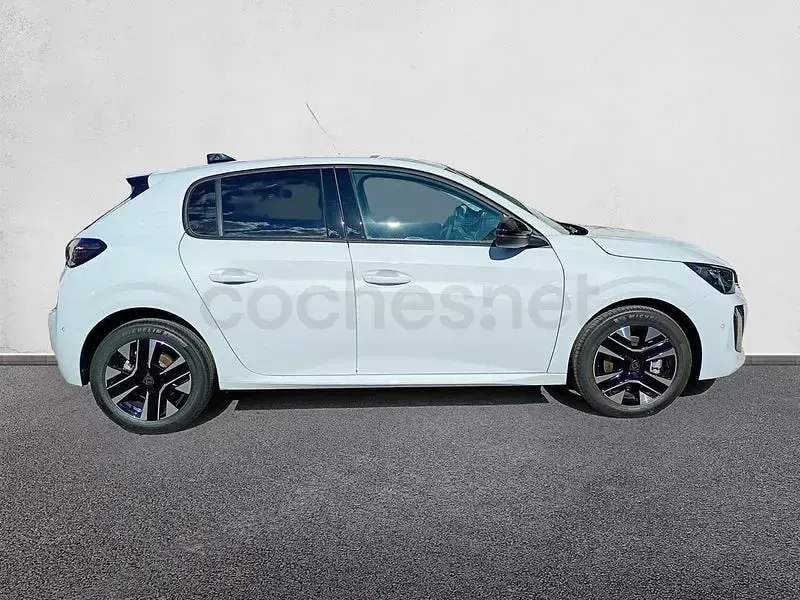 Nuevo Peugeot 208 Allure 100 CV (73 kW) 2025 Blanco Utilitario