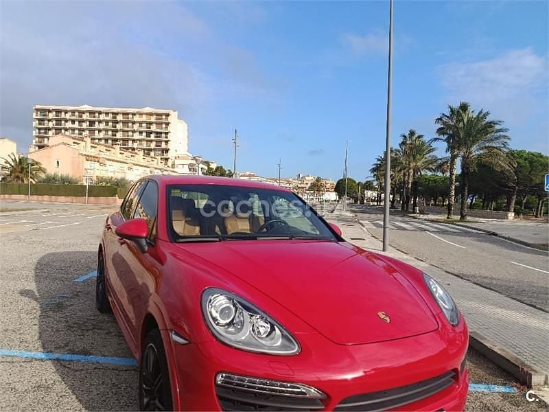 Rojo Usado 2013 Porsche Cayenne SUV | 26.500 € (Buen precio) - Imagen 1/4