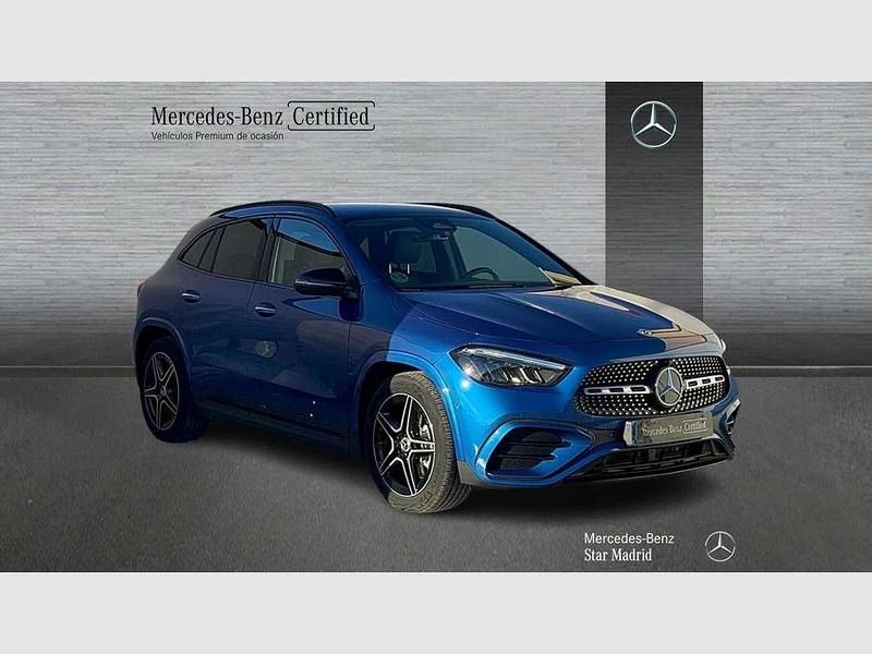 Usado Mercedes GLA200 150 CV (110 kW) 2025 Azul SUV
