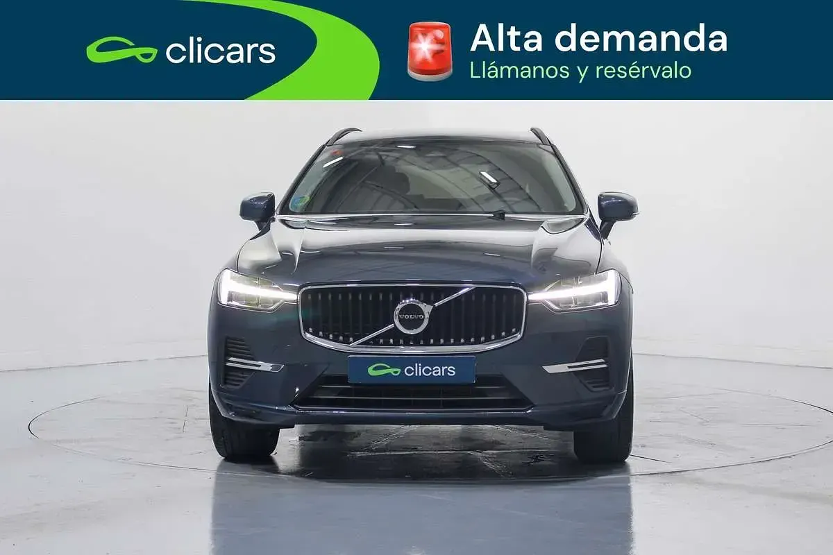 Usado Volvo XC60 Momentum 197 CV (144 kW) 2021 Azul SUV