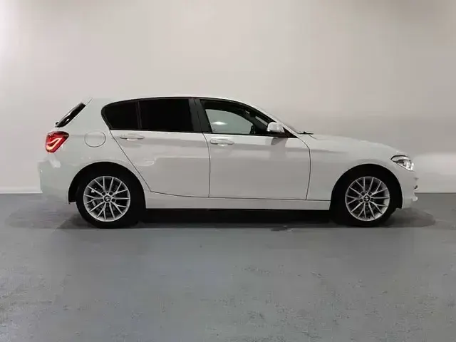 Usado BMW 116 Urban Line 109 CV (80 kW) 2019 Blanco Utilitario