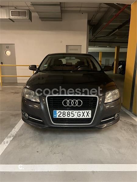 Usado Audi A3 Ambition 105 CV (77 kW) 2010 Negro Berlina