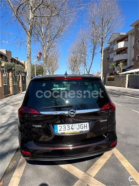 Usado Opel Zafira Tourer Excellence 136 CV (100 kW) 2015 Granate Monovolumen