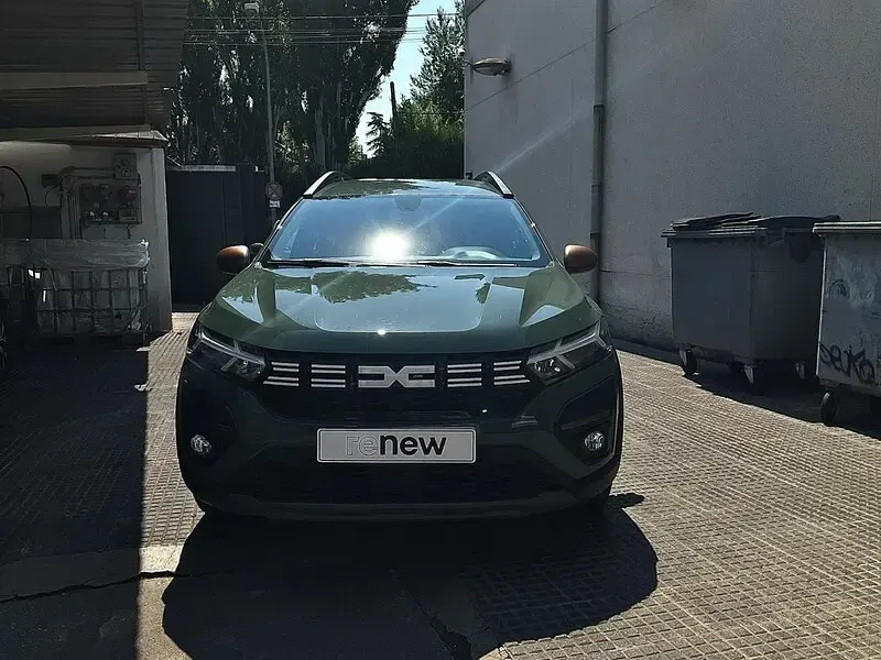 Usado Dacia Jogger Extreme 140 CV (102 kW) 2024 Verde Monovolumen