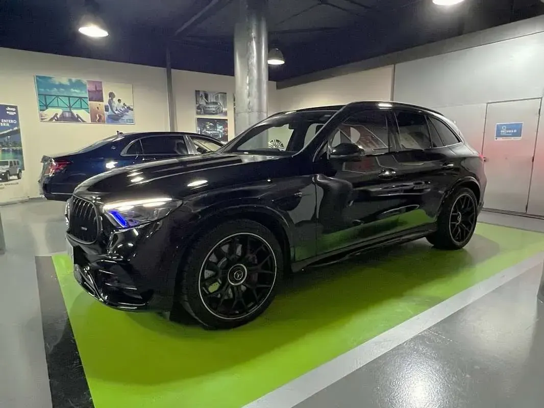 Usado Mercedes GLC63 AMG AMG 680 CV (500 kW) 2024 Negro SUV