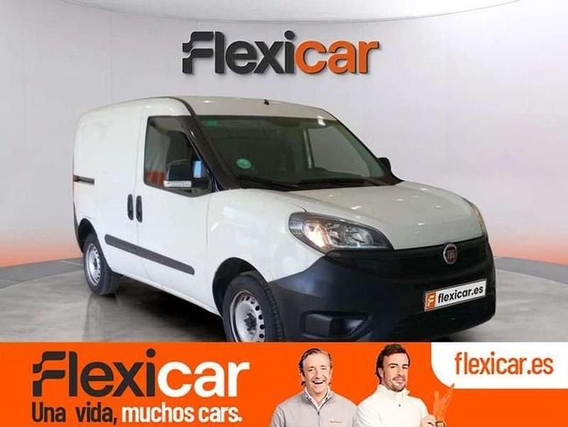 Blanco Usado 2019 Fiat Doblò Active Monovolumen | 7790 € (Buen precio) - Imagen 1/4