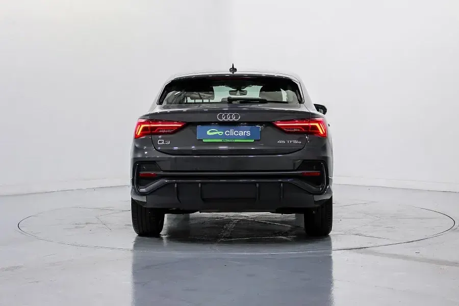 Usado Audi Q3 Sportback S-Line 245 CV (180 kW) 2021 Gris / plata SUV