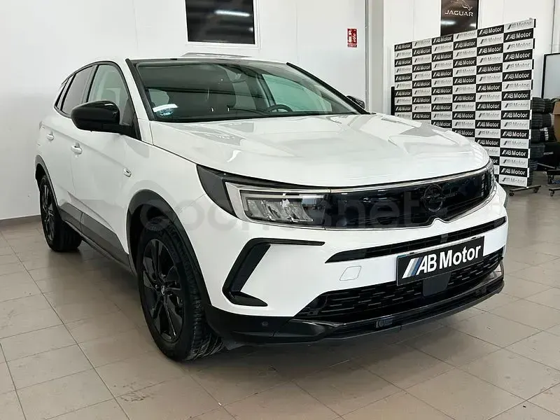 Usado Opel Grandland X 224 CV (164 kW) 2023 Blanco SUV