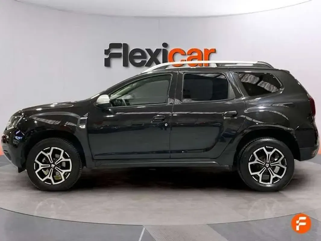 Usado Dacia Duster Prestige 116 CV (85 kW) 2021 Negro SUV