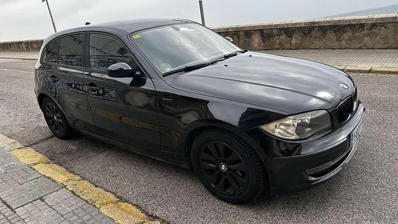 Usado BMW 116 122 HP (89 kW) 2007 Preto Citadino