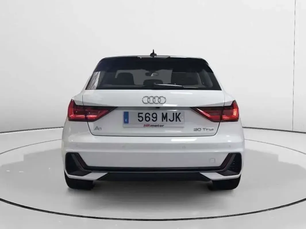 Usado Audi A1 110 CV (80 kW) 2023 Blanco SUV