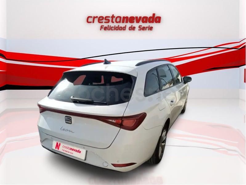 Usado Seat Leon Style 115 CV (84 kW) 2021 Blanco Familiar