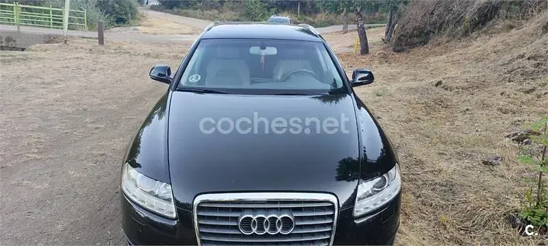 Usado Audi A6 136 CV (100 kW) 2011 Negro Familiar