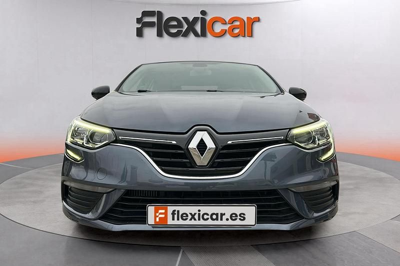 Usado Renault Mégane IV LIMITED 140 CV (102 kW) 2020 Gris Berlina