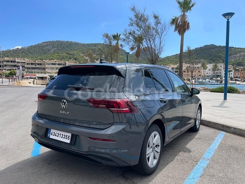 Usado VW Golf VIII Style 150 CV (110 kW) 2025 Gris / plata Berlina