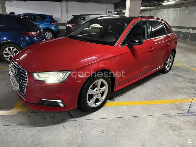 Usado Audi e-tron Sport 150 kW (204 CV) 2018 Rojo SUV