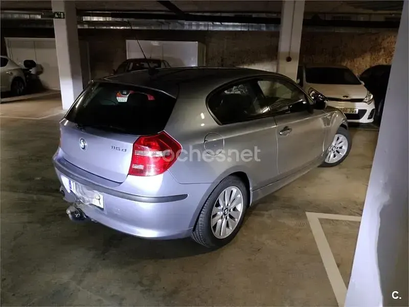 Usado BMW 116 115 CV (84 kW) 2011 Gris / plata Utilitario