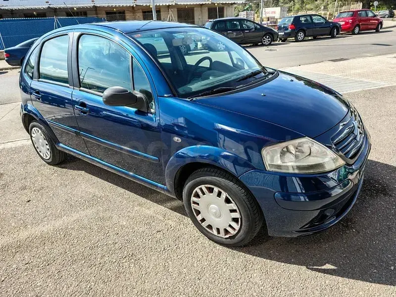 Usado Citroën C3 Exclusive 75 CV (55 kW) 2003 Azul Berlina