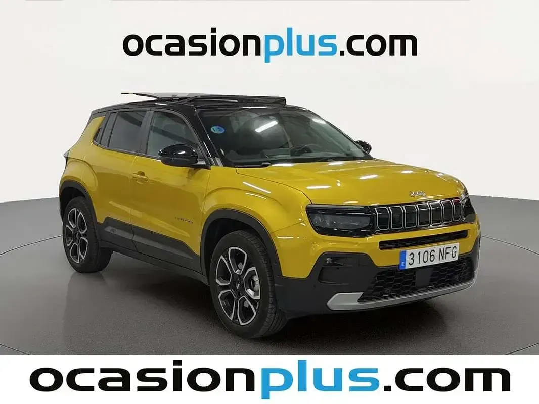 Usado Jeep Avenger Summit 110 CV (80 kW) 2025 Amarillo SUV