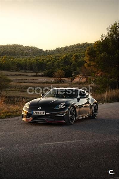 Gris / plata Usado 2017 Nissan 370Z Nismo Coupe | 39.999 € - Imagen 1/4