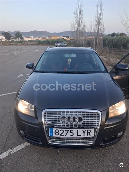 Usado Audi A3 Ambiente 150 CV (110 kW) 2013 Negro Berlina