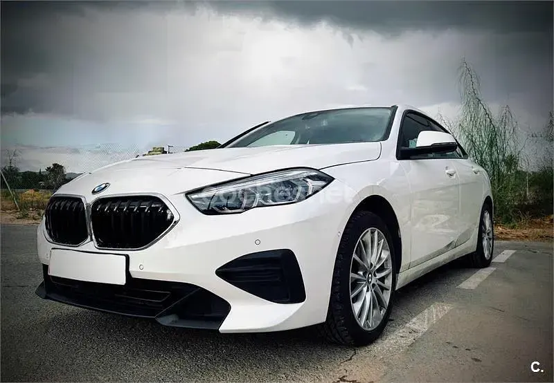 Usado BMW 218 136 CV (100 kW) 2024 Blanco Coupe