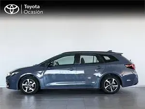 Usado Toyota Corolla Active 140 CV (102 kW) 2026 Gris Familiar