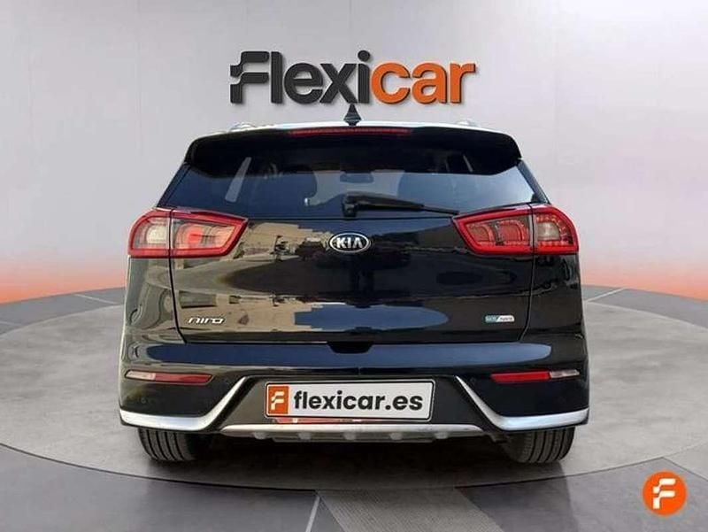 Begagnad Kia Niro 141 HK (103 kW) 2019 Svart SUV
