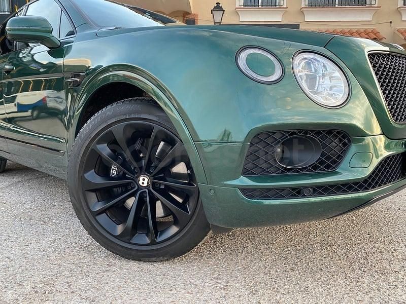 Usado Bentley Bentayga 449 CV (330 kW) 2019 Verde SUV