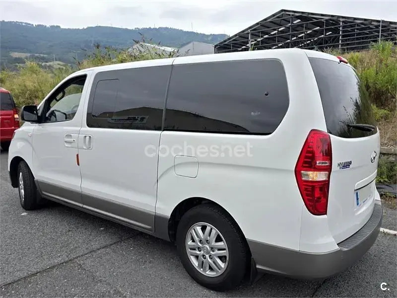 Usado Hyundai H-1 136 CV (100 kW) 2019 Beige Monovolumen