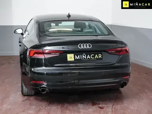 Käytetty Audi A5 150 HP (110 kW) 2019 Musta Coupe - kaksiovinen