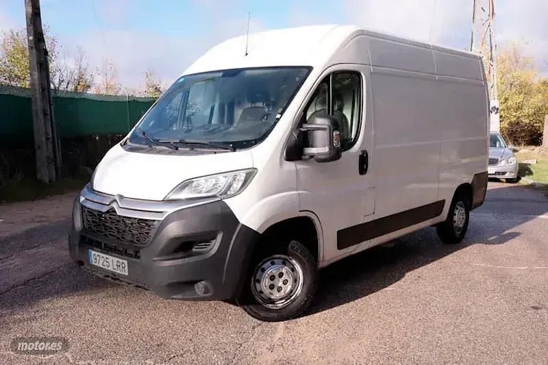 Usado Citroën Jumper 120 CV (88 kW) 2021 Blanco Monovolumen