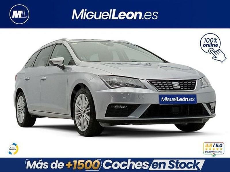 Usado Seat Leon XCELLENCE 130 CV (95 kW) 2020 Gris / plata Familiar
