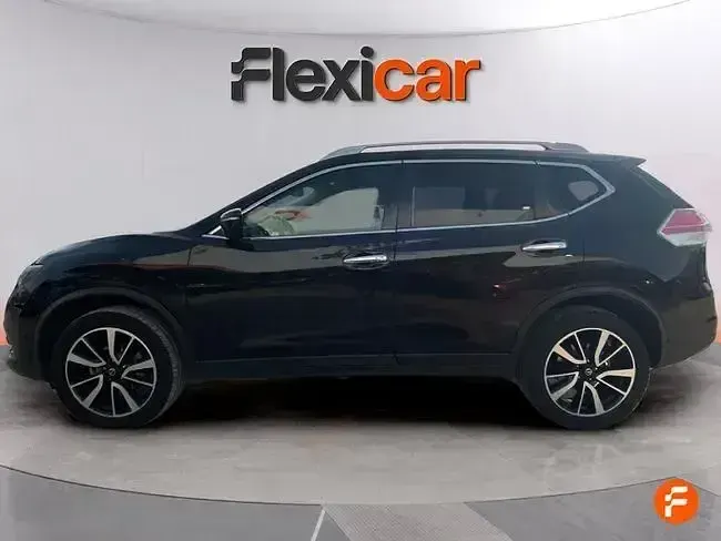 Usado Nissan X-Trail N-Connecta 130 CV (95 kW) 2017 Negro SUV
