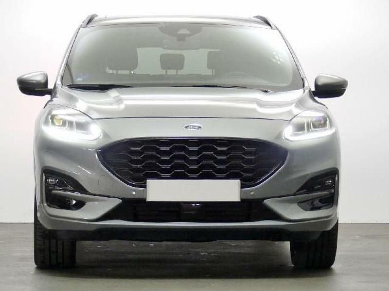 Usado Ford Kuga ST-Line X 225 CV (165 kW) 2021 Plateado SUV