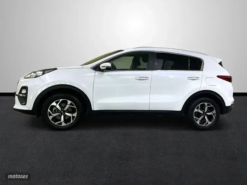 Usado Kia Sportage 131 CV (96 kW) 2021 Blanco SUV