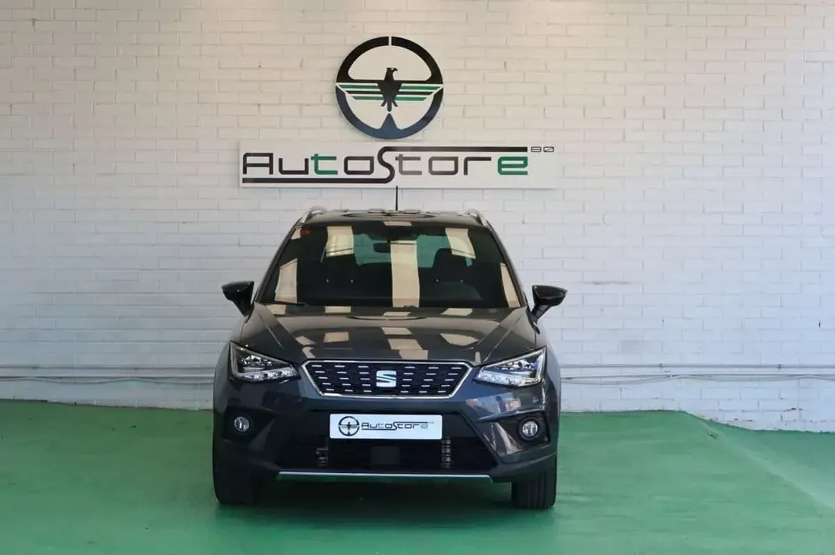 Usado Seat Arona XCELLENCE 115 CV (84 kW) 2019 Gris / plata SUV