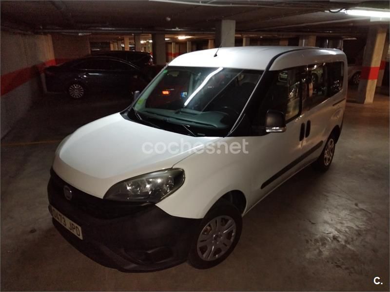 Blanco Usado 2019 Fiat Doblò Easy Monovolumen | 6500 € (Super precio) - Imagen 1/4