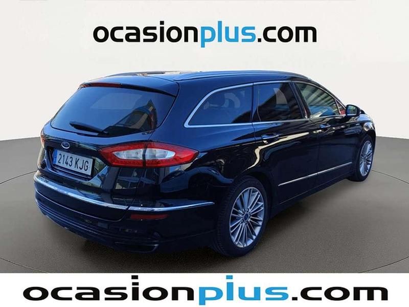 Usado Ford Mondeo Vignale 241 CV (177 kW) 2018 Negro Familiar