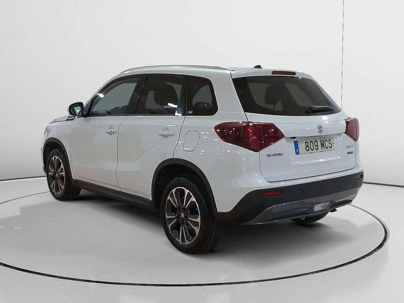 Usado Suzuki Vitara GLX 117 CV (86 kW) 2022 Blanco SUV