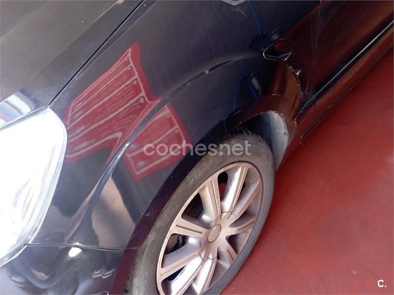 Begagnad Ford S-MAX Titanium 140 HK (102 kW) 2007 Svart Minibuss