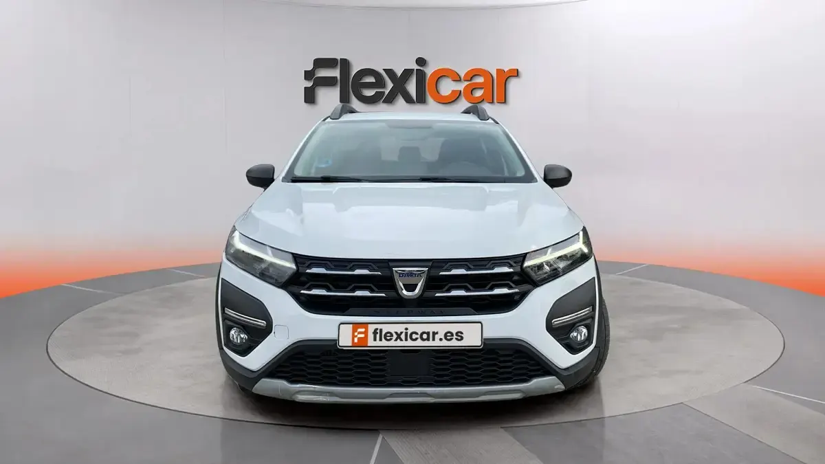 Usado Dacia Sandero Essentiel 91 CV (66 kW) 2021 Blanco Berlina