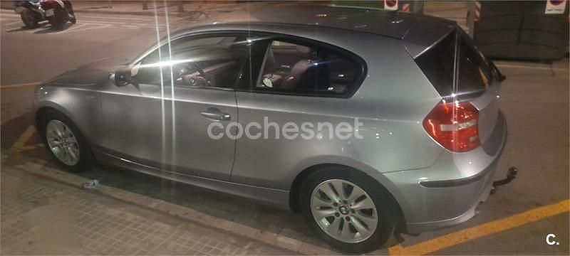 Usado BMW 116 115 HP (84 kW) 2011 Cinzento Citadino