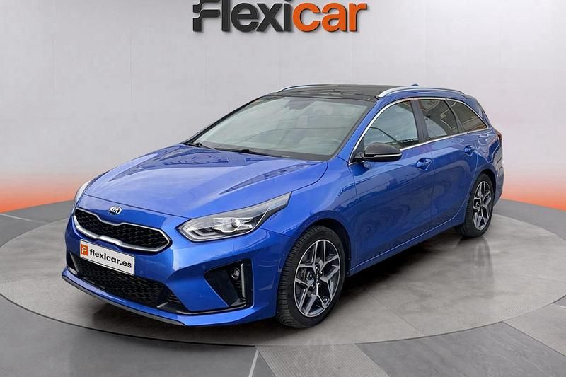 Usado Kia Ceed GT GT-Line 140 CV (102 kW) 2019 Azul Familiar