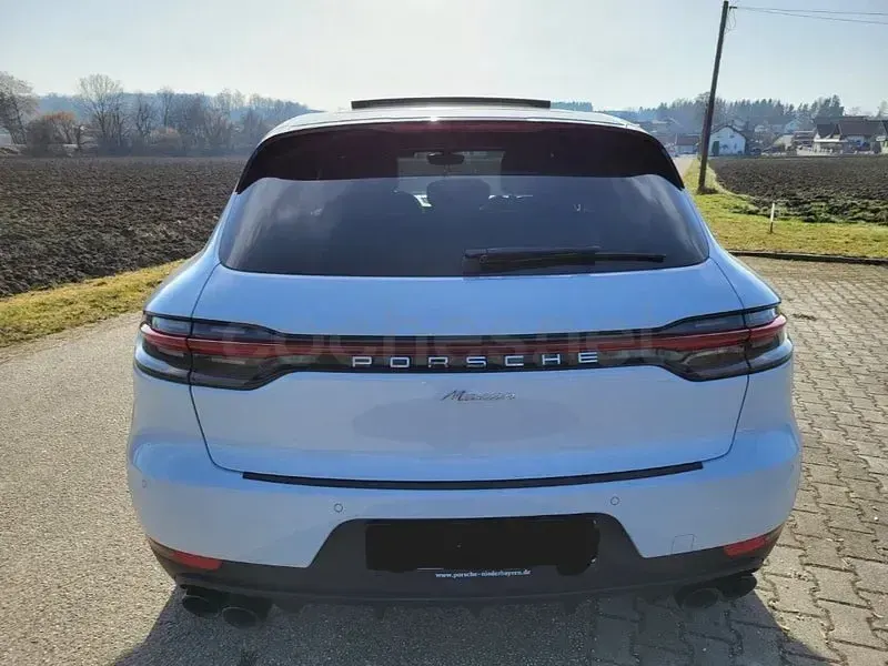 Używany Porsche Macan 245 KM (180 kW) 2019 Biały SUV